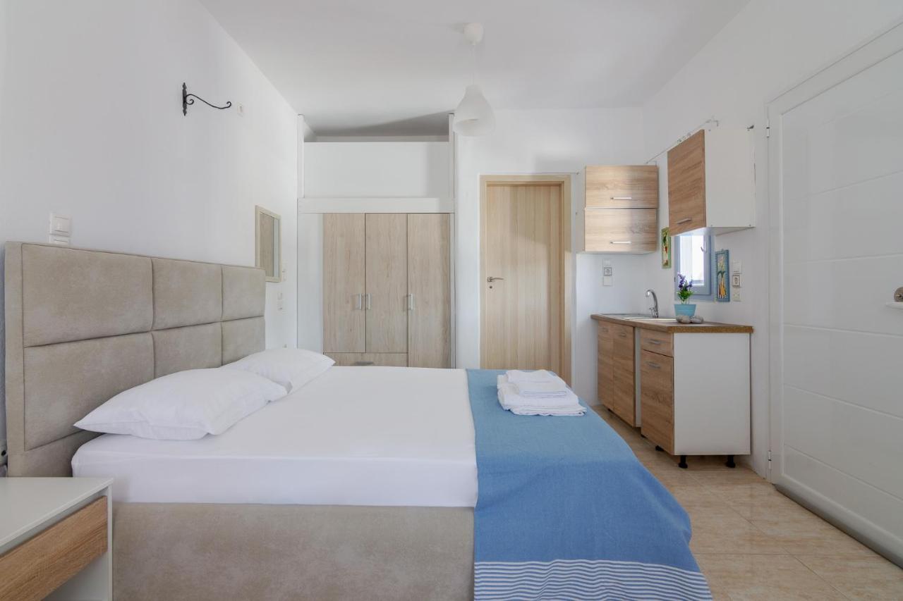 Ferienwohnung Ktima San Antonio Paros - Parion Piso Livadi Exterior foto